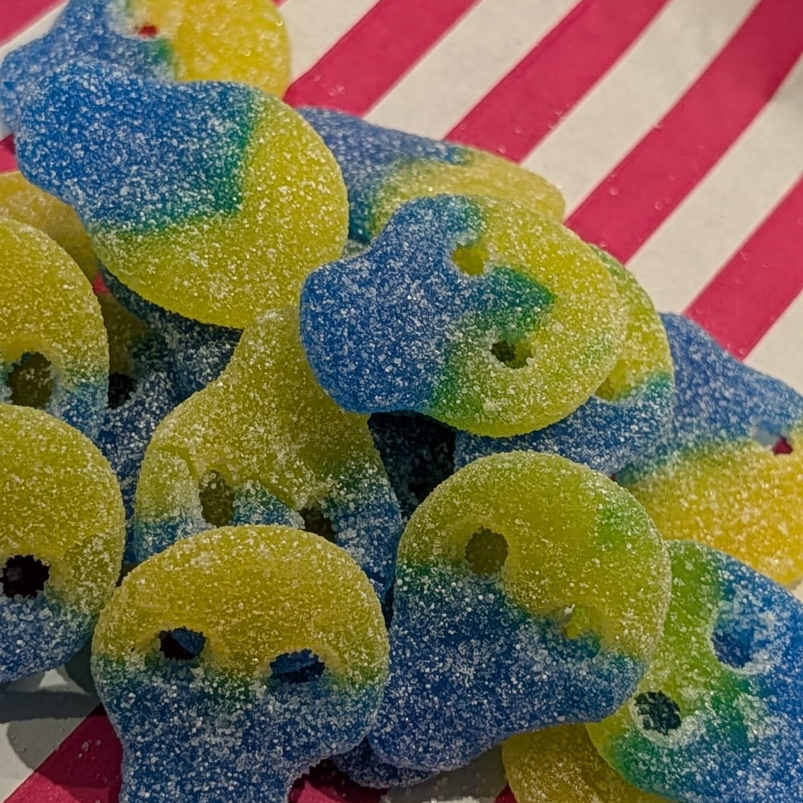 Fizzy Blue & Yellow Skulls