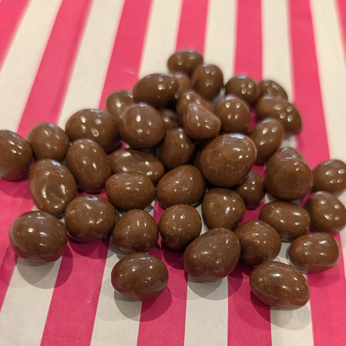 Chocolate Peanuts - Milk Chocolate Coated Nuts