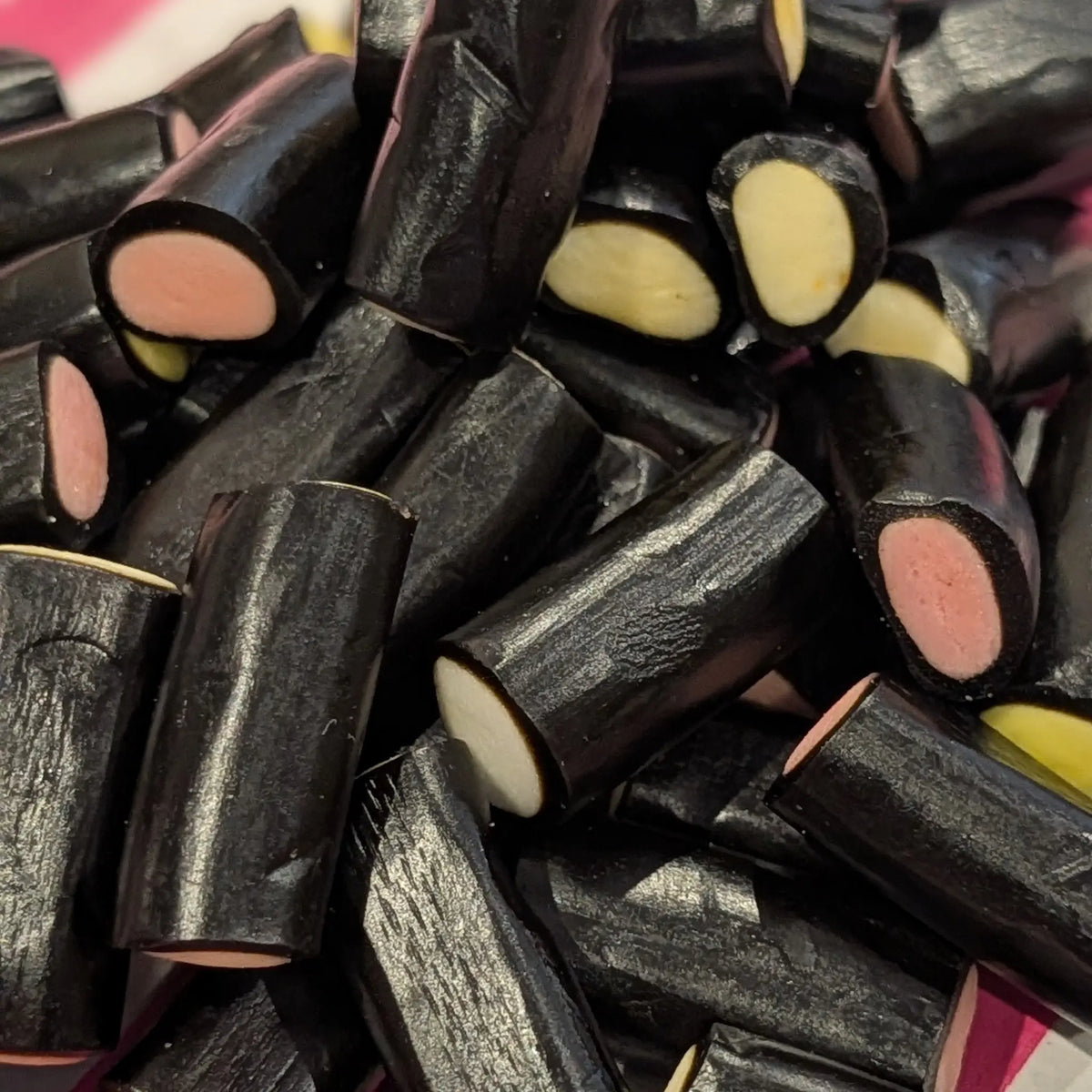 Liquorice Cream Rock - Classic British Liquorice Sweet