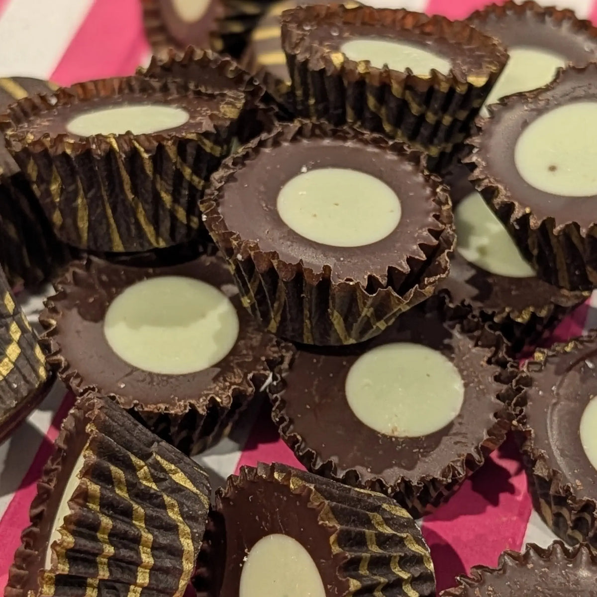 Minty Icy Cups - Strong Mint Fondant Sweets