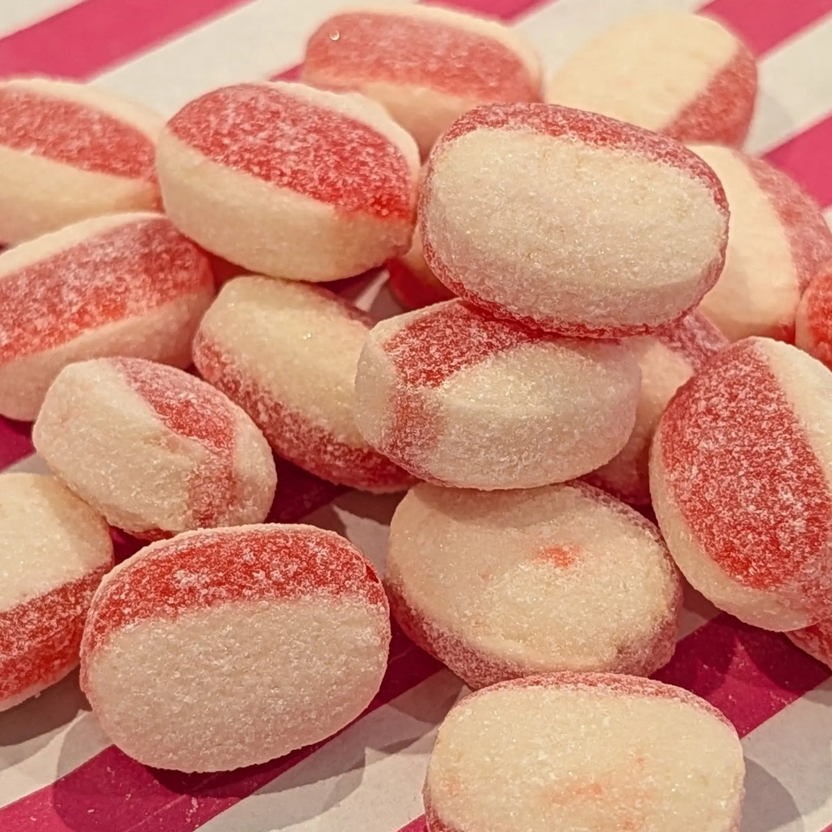 Strawberry and Creams - Retro Chewy Sweets